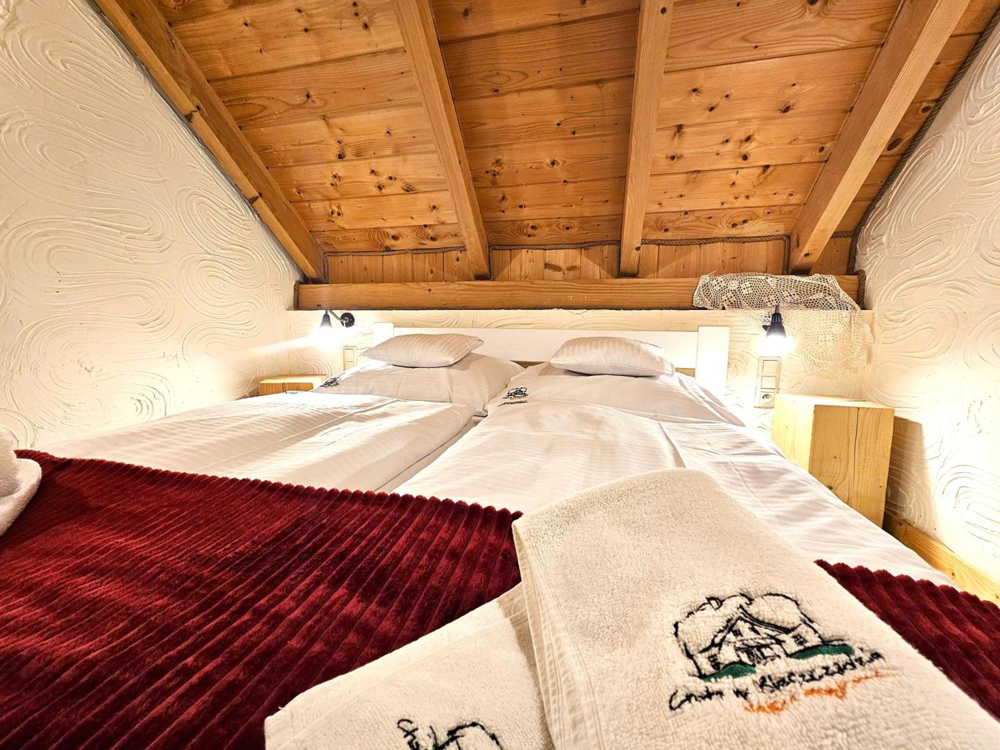 Polańczyk Chata W Bieszczadzie Apartamenty I Domki Z Sauna Bieszczady מראה חיצוני תמונה